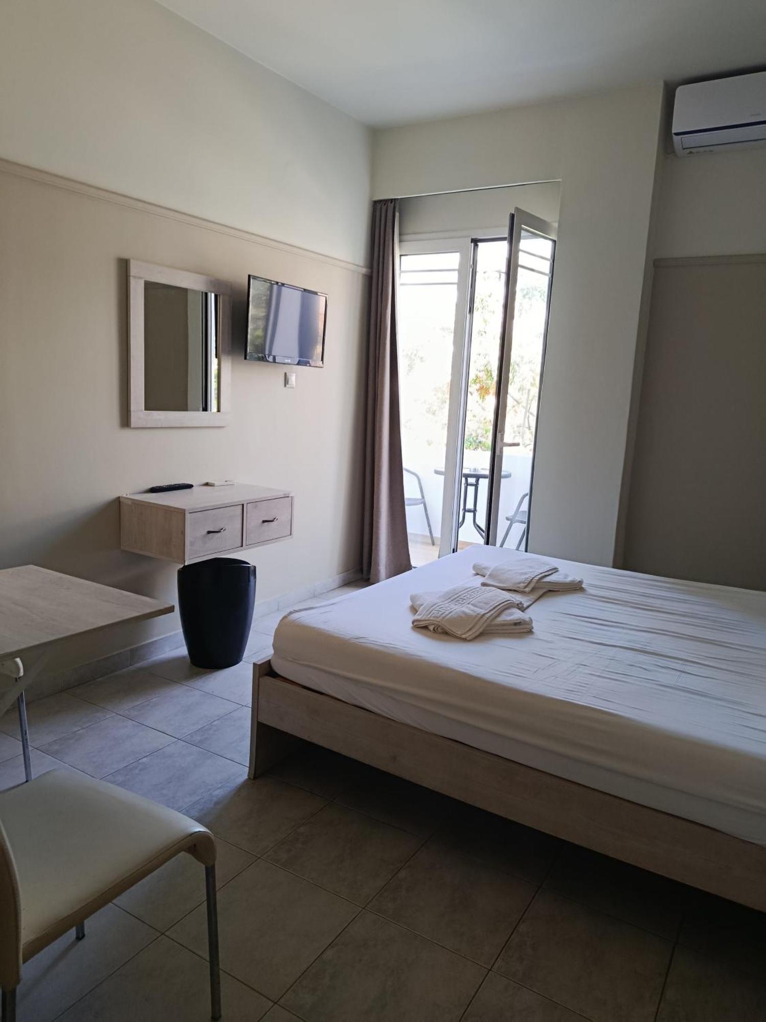 Kleri Beloni Rooms Ханья Экстерьер фото
