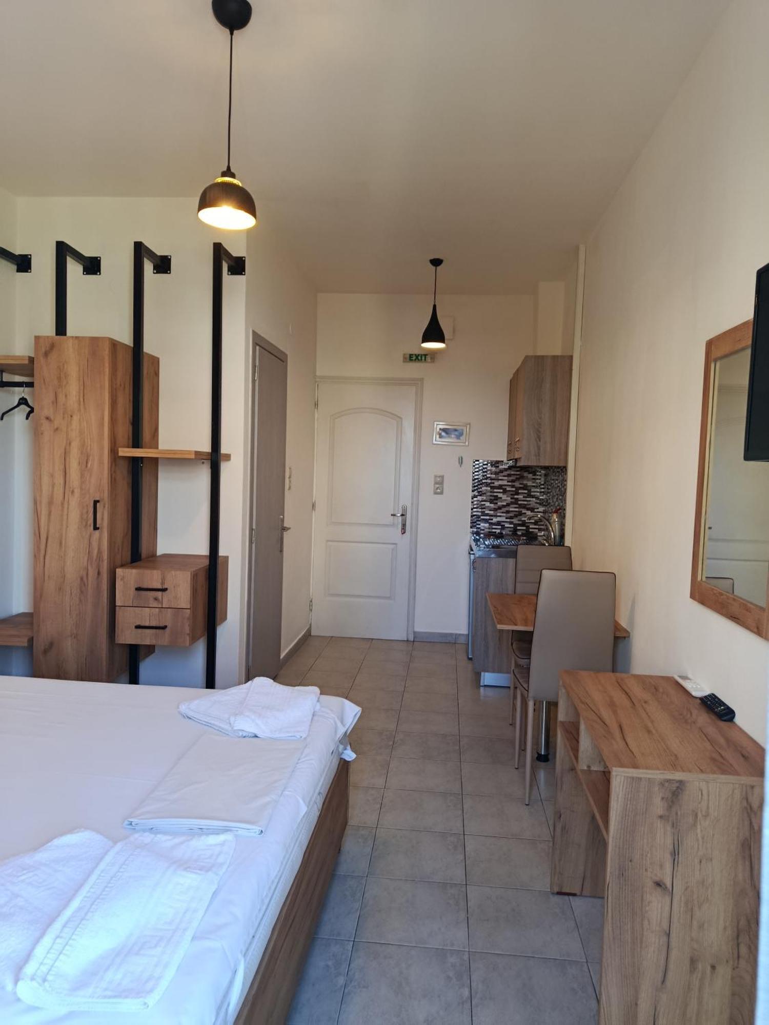 Kleri Beloni Rooms Ханья Экстерьер фото