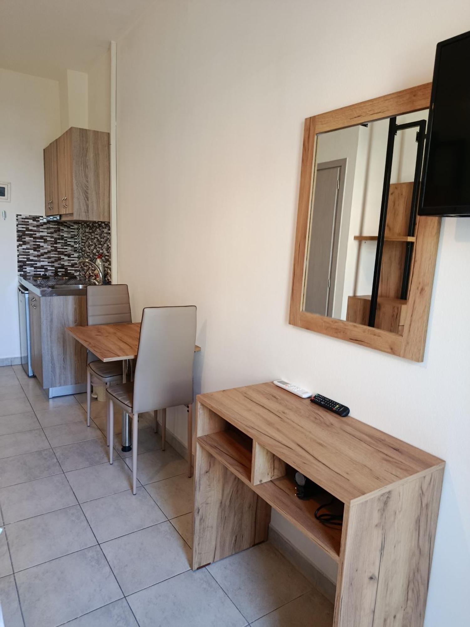 Kleri Beloni Rooms Ханья Экстерьер фото